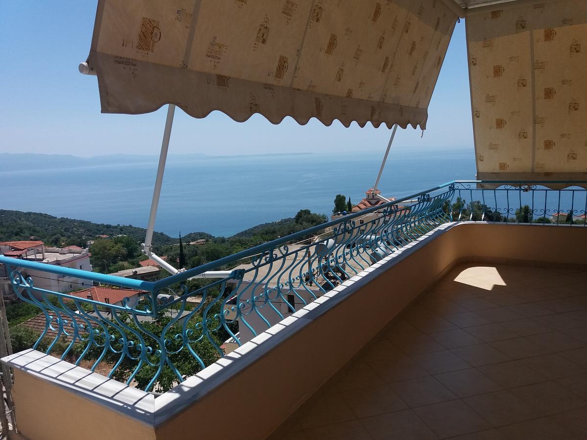 Let Rooms Lukova Екстериор снимка